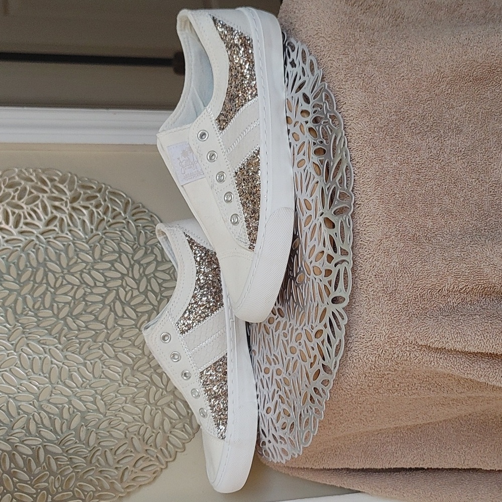 Jellypop Women's Glitter Canvas Sneakers - Picture 2 of 6